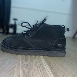 UGG BLACK NEUMEL BOOTS
